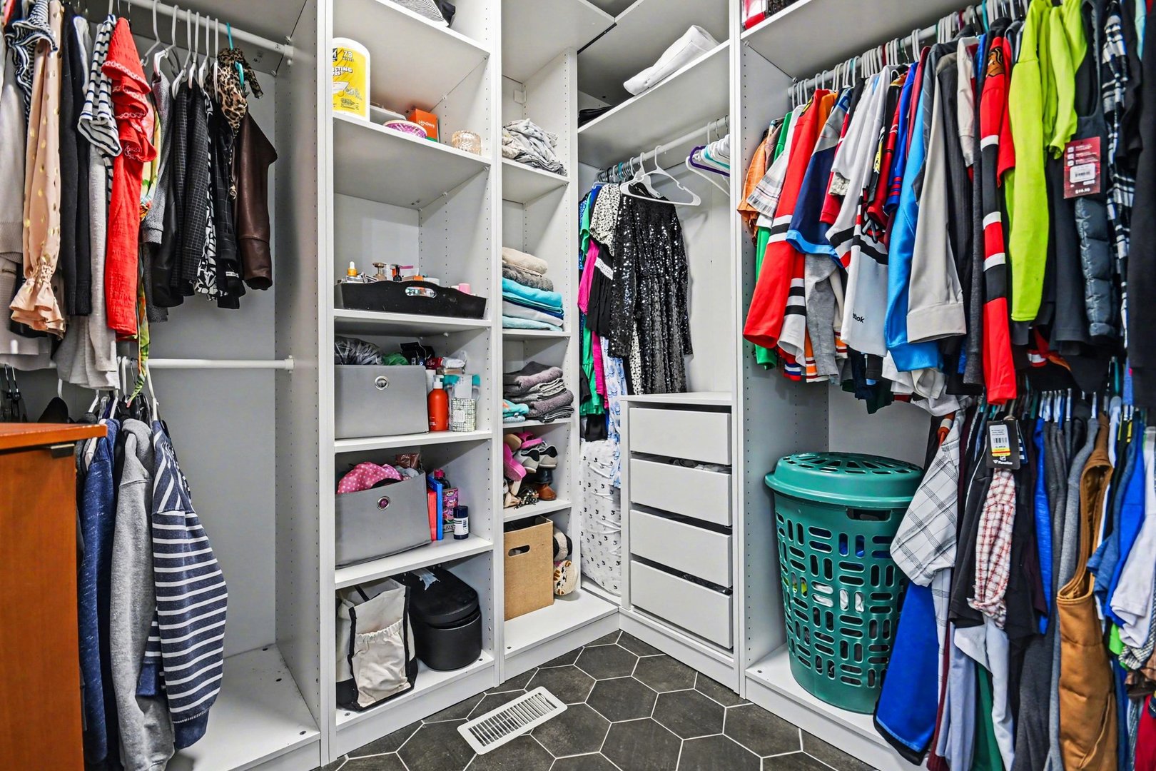 515 Buckingham Place, Shorewood, IL 60404