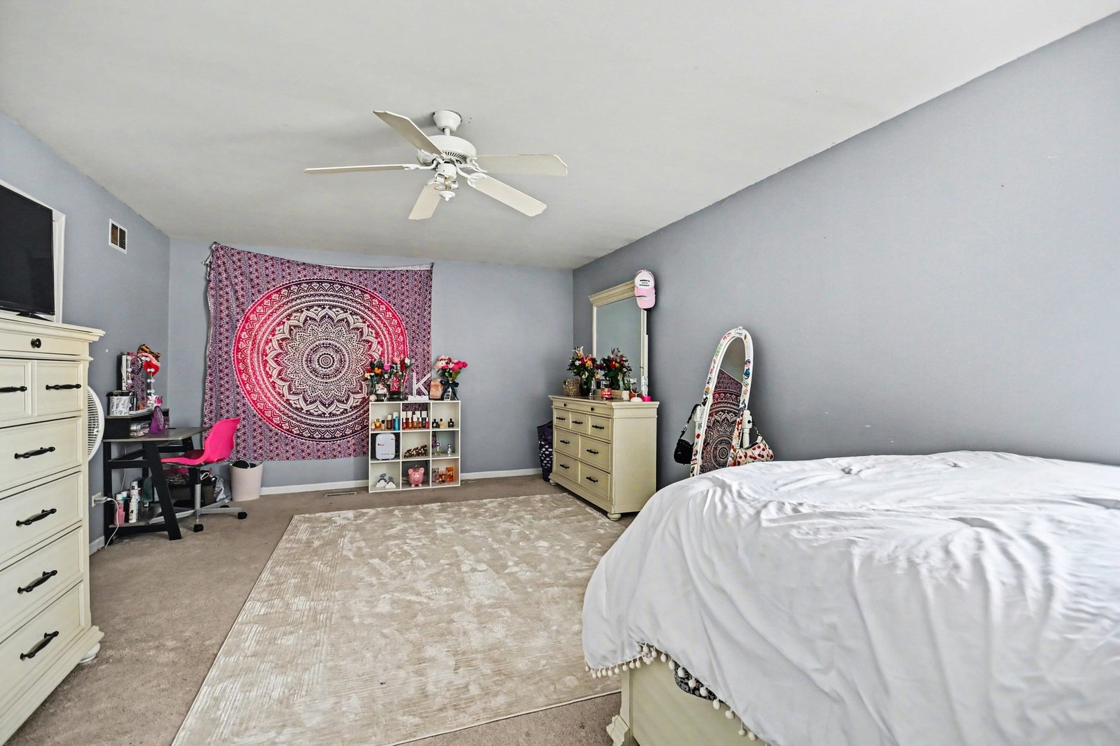 515 Buckingham Place, Shorewood, IL 60404