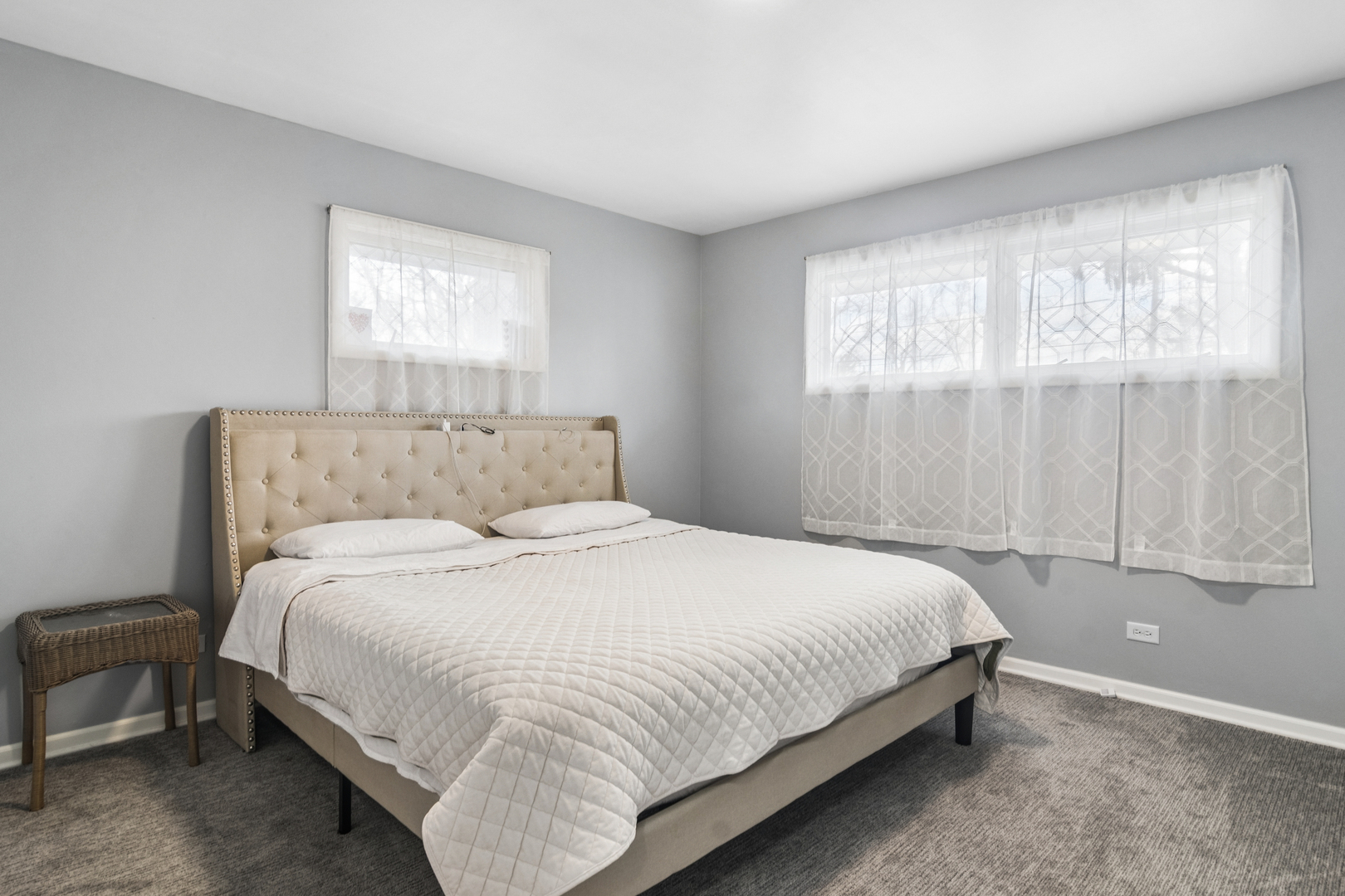 312 Meadow Lane, Lake Zurich, IL 60047