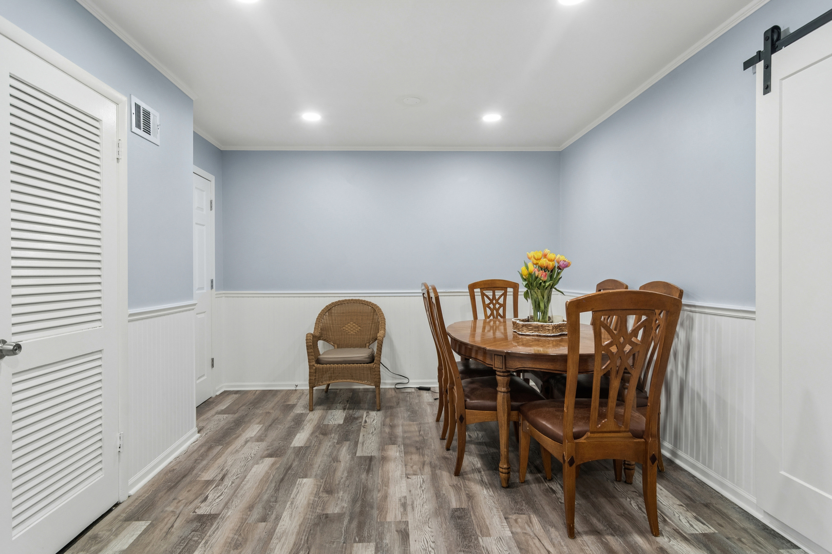 312 Meadow Lane, Lake Zurich, IL 60047