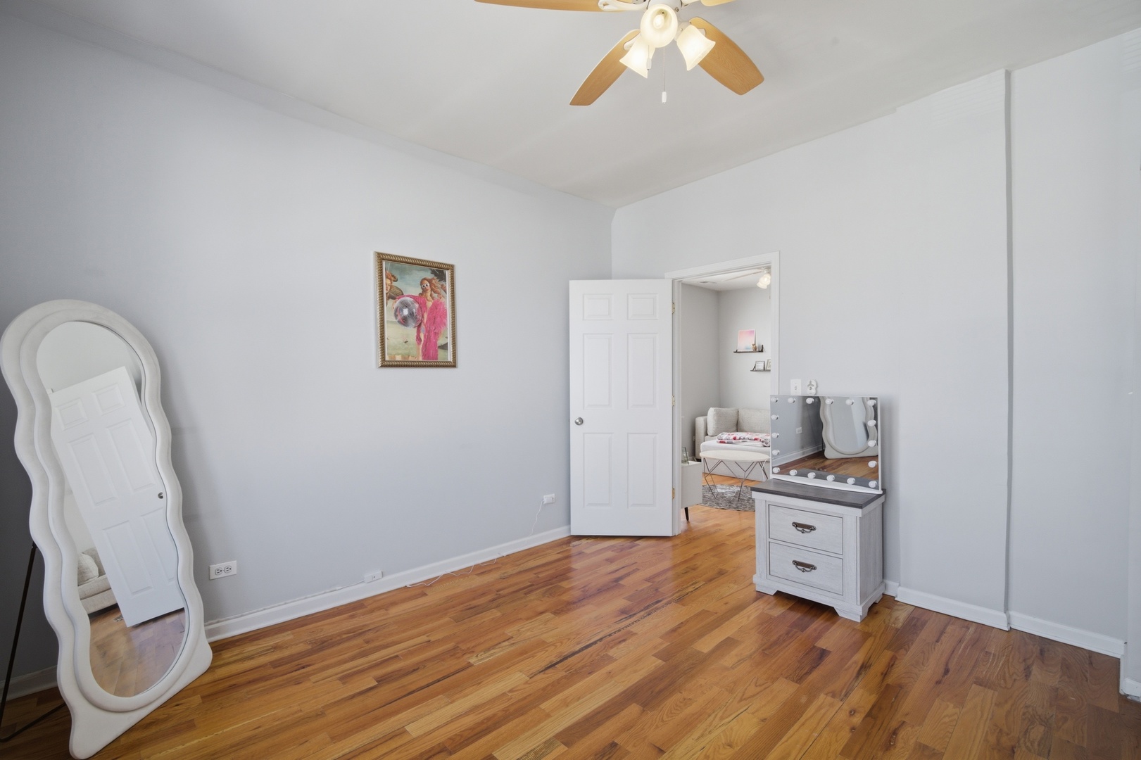 3645 W McLean Avenue #2, Chicago, IL 60647