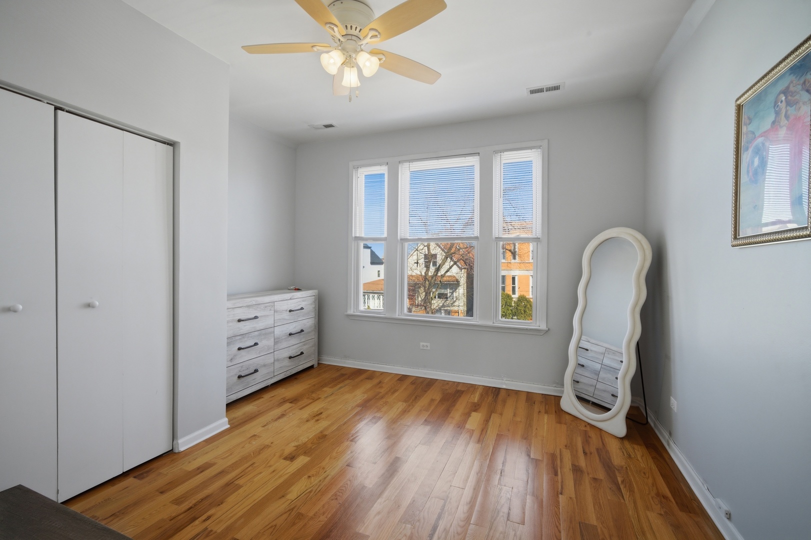 3645 W McLean Avenue #2, Chicago, IL 60647