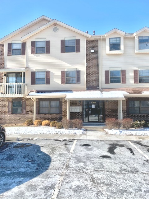 1508 W Jefferson Avenue #D, Naperville, IL 60540