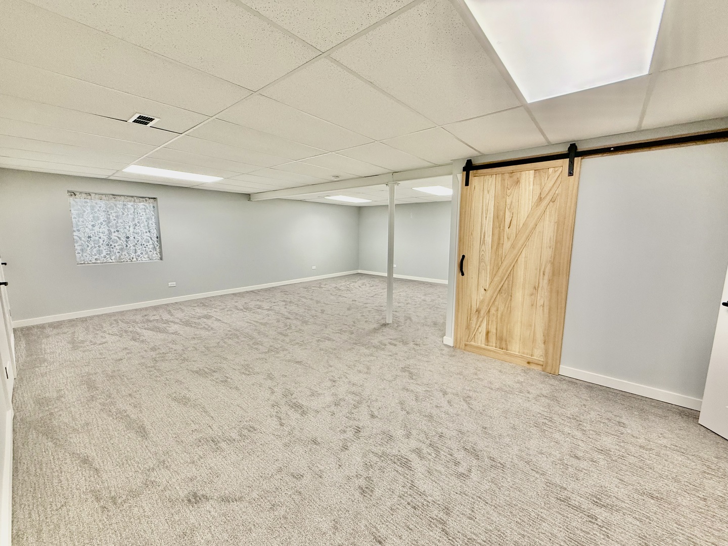 1167 Kingsley Lane, Aurora, IL 60505