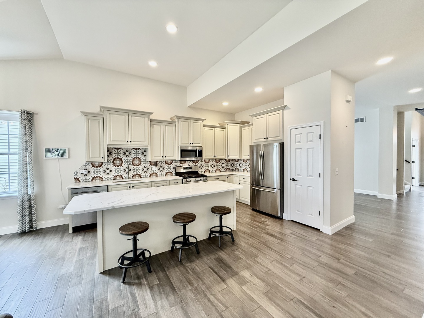 1167 Kingsley Lane, Aurora, IL 60505