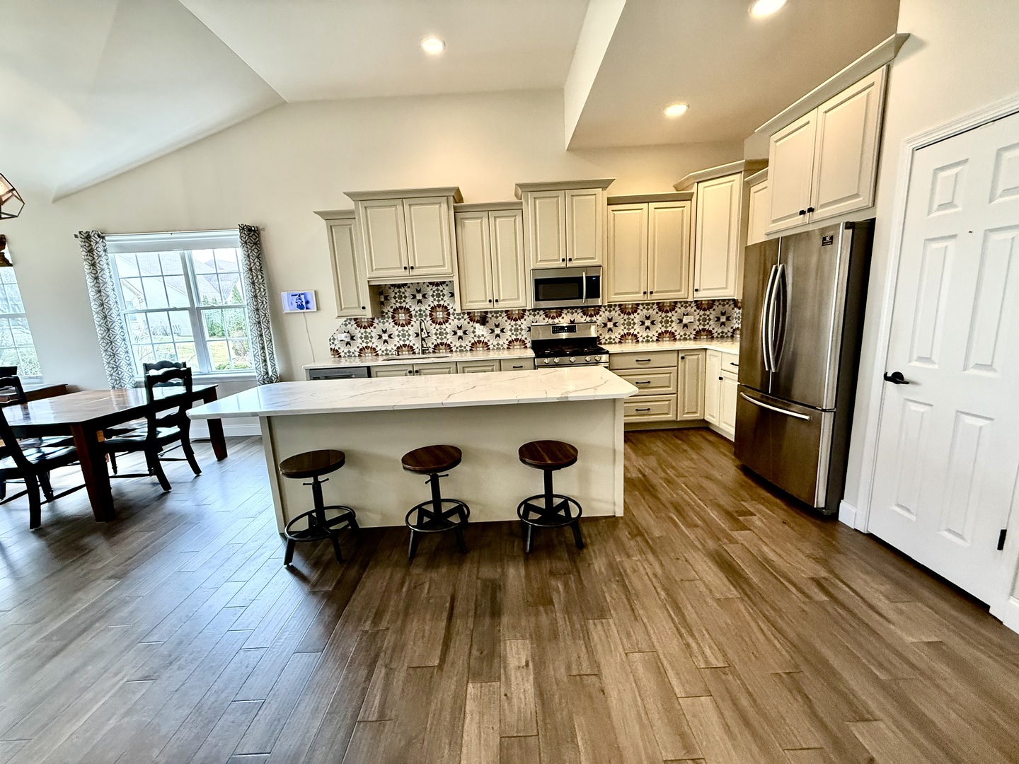 1167 Kingsley Lane, Aurora, IL 60505