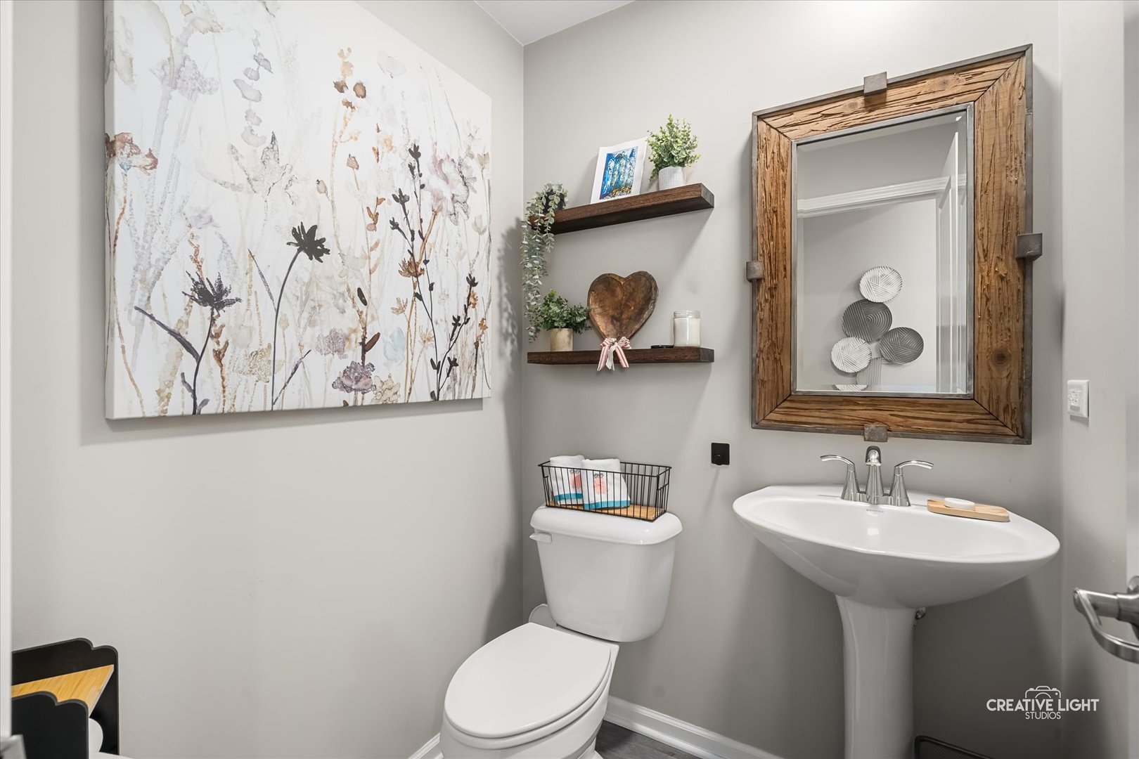 183 Lakeshore Drive, Oswego, IL 60543