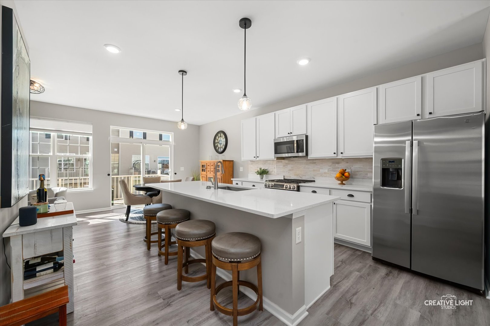 183 Lakeshore Drive, Oswego, IL 60543