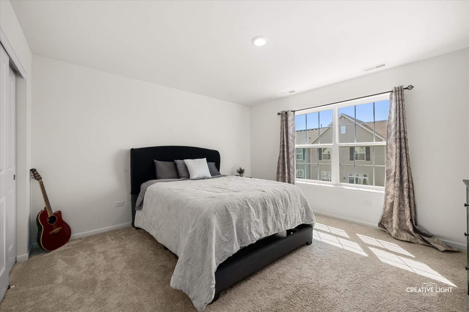 183 Lakeshore Drive, Oswego, IL 60543