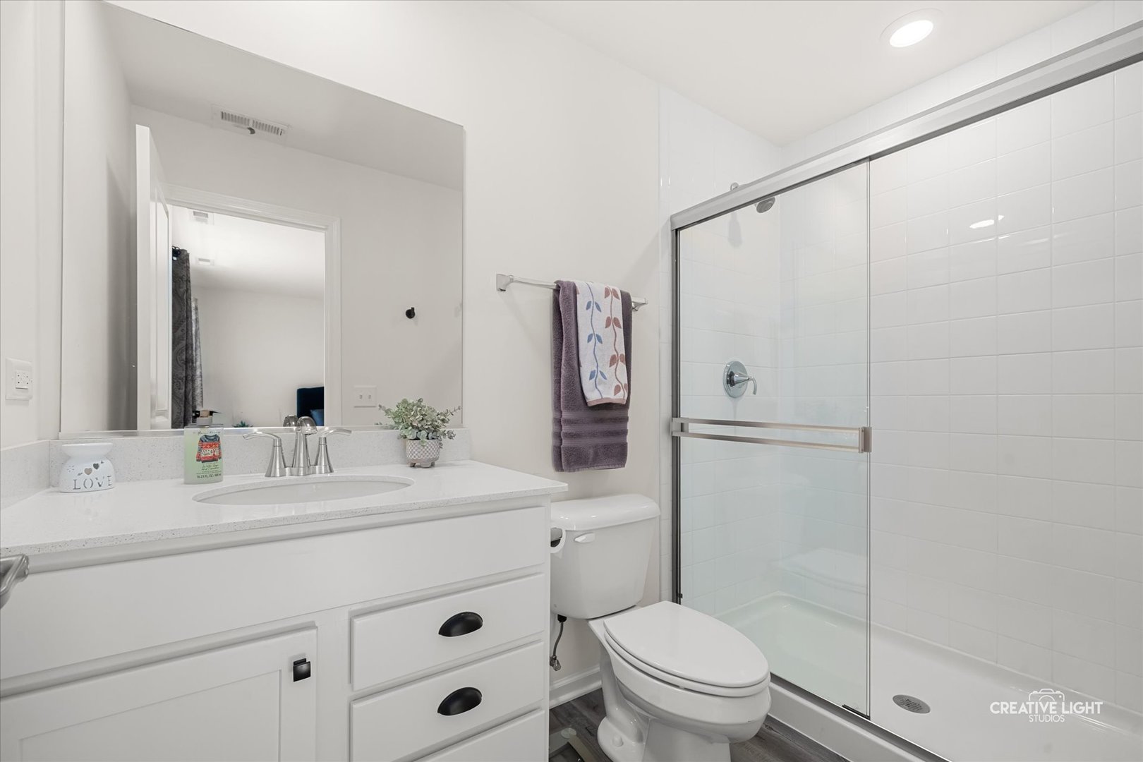 183 Lakeshore Drive, Oswego, IL 60543