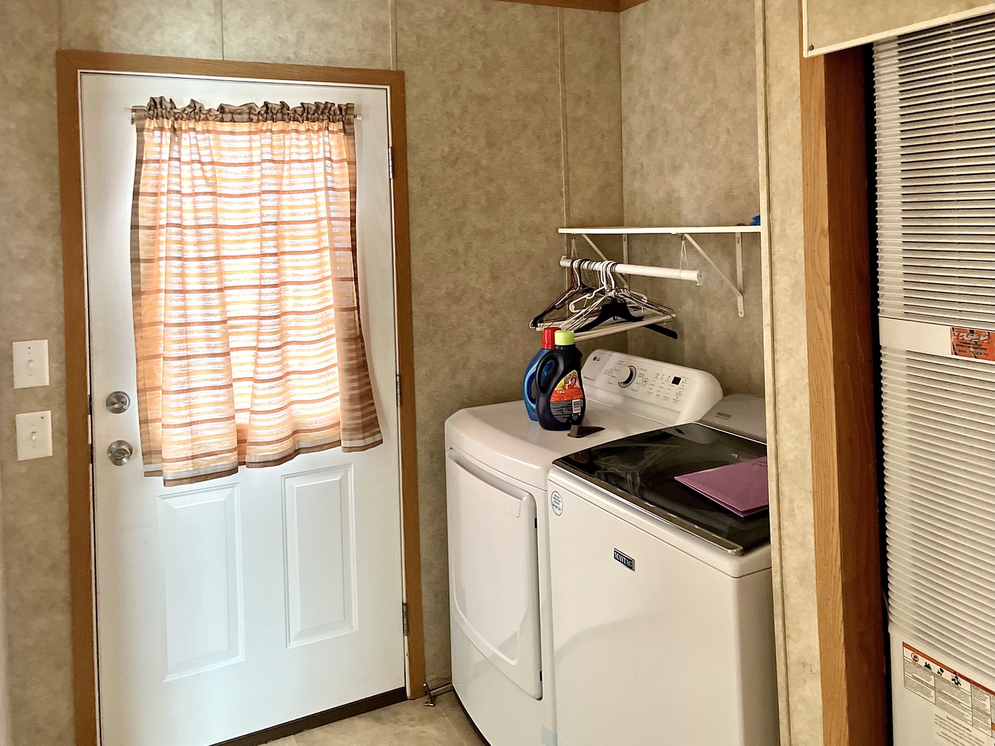 617 6th Street, Bloomington, IL 61704