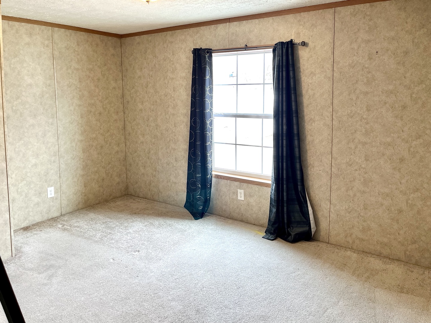 617 6th Street, Bloomington, IL 61704