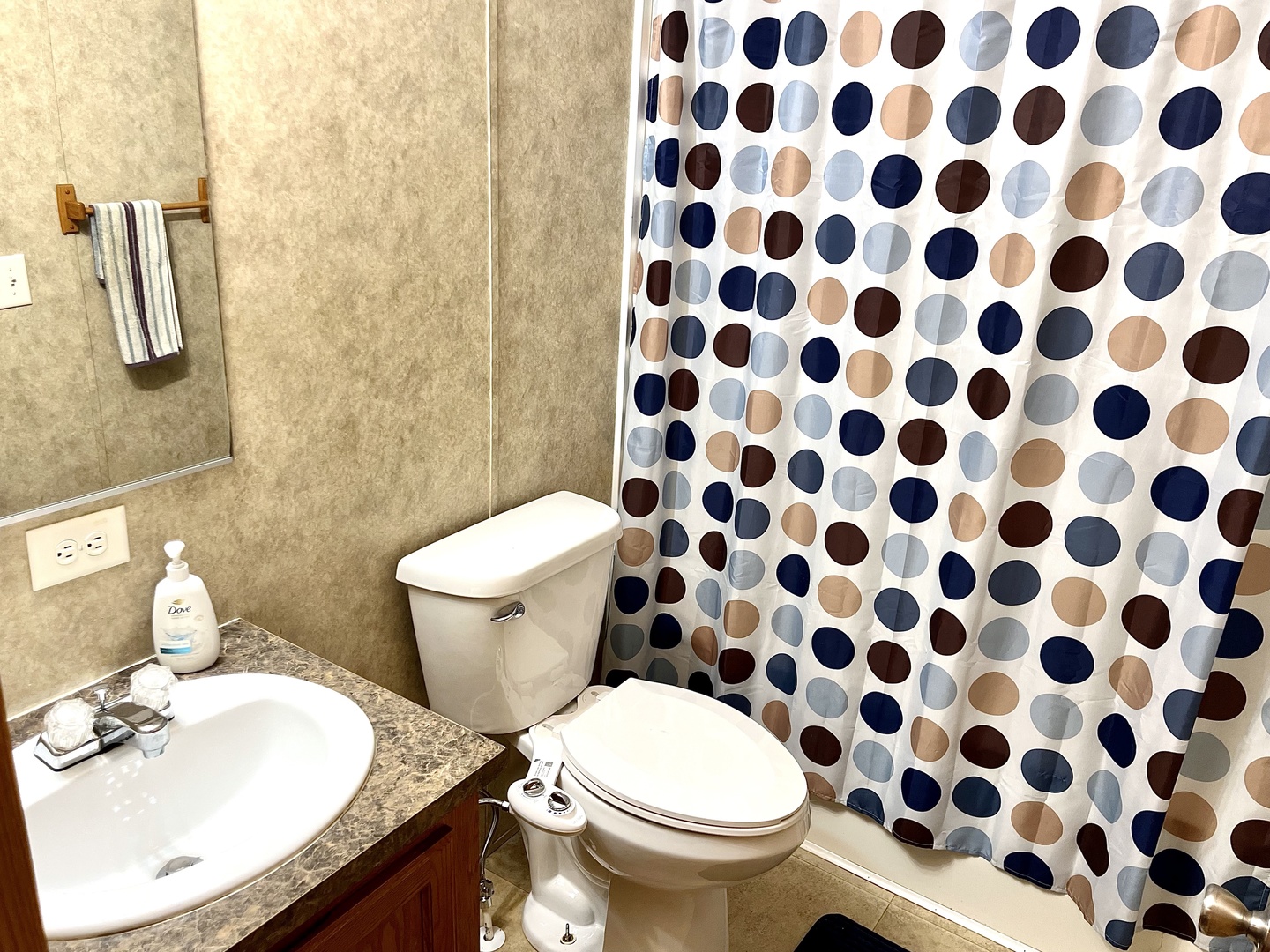 617 6th Street, Bloomington, IL 61704