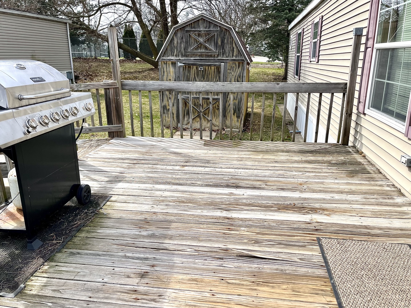 617 6th Street, Bloomington, IL 61704