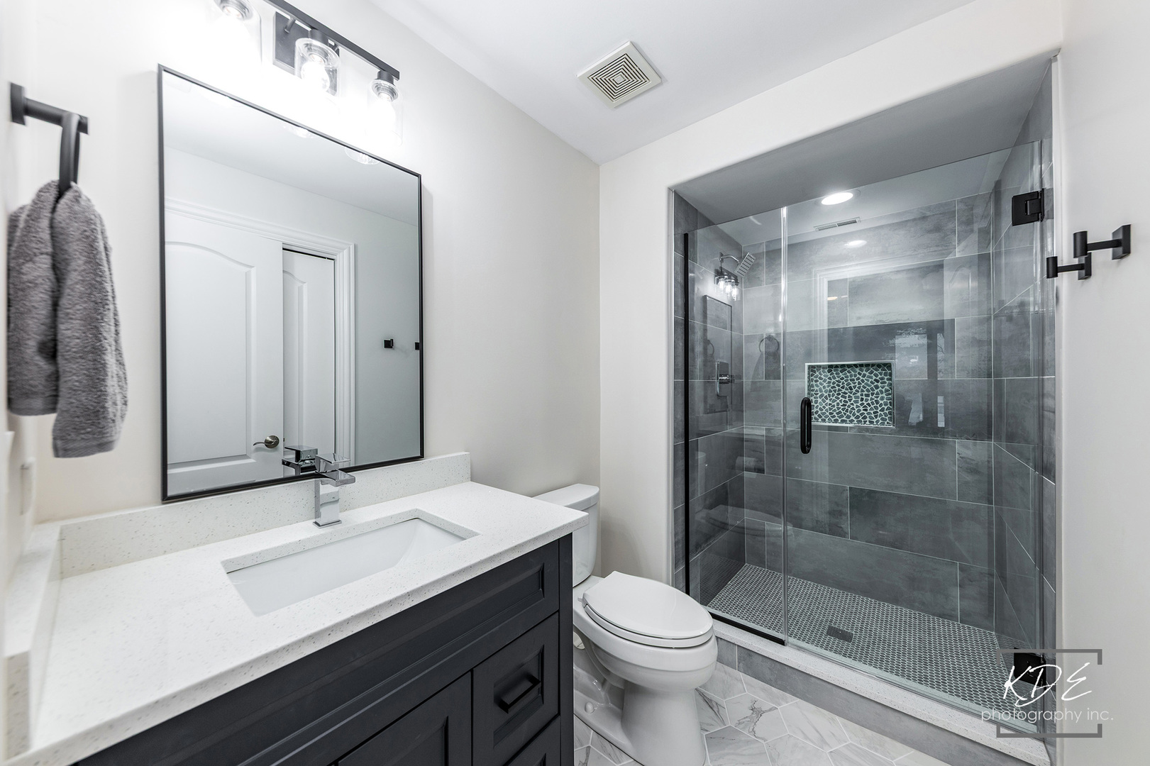 22526 W Lake Mary Drive, Plainfield, IL 60585