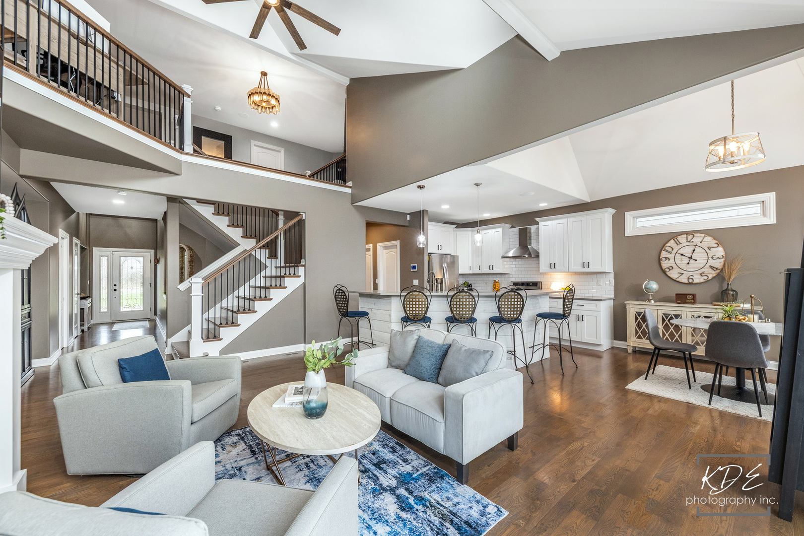 22526 W Lake Mary Drive, Plainfield, IL 60585