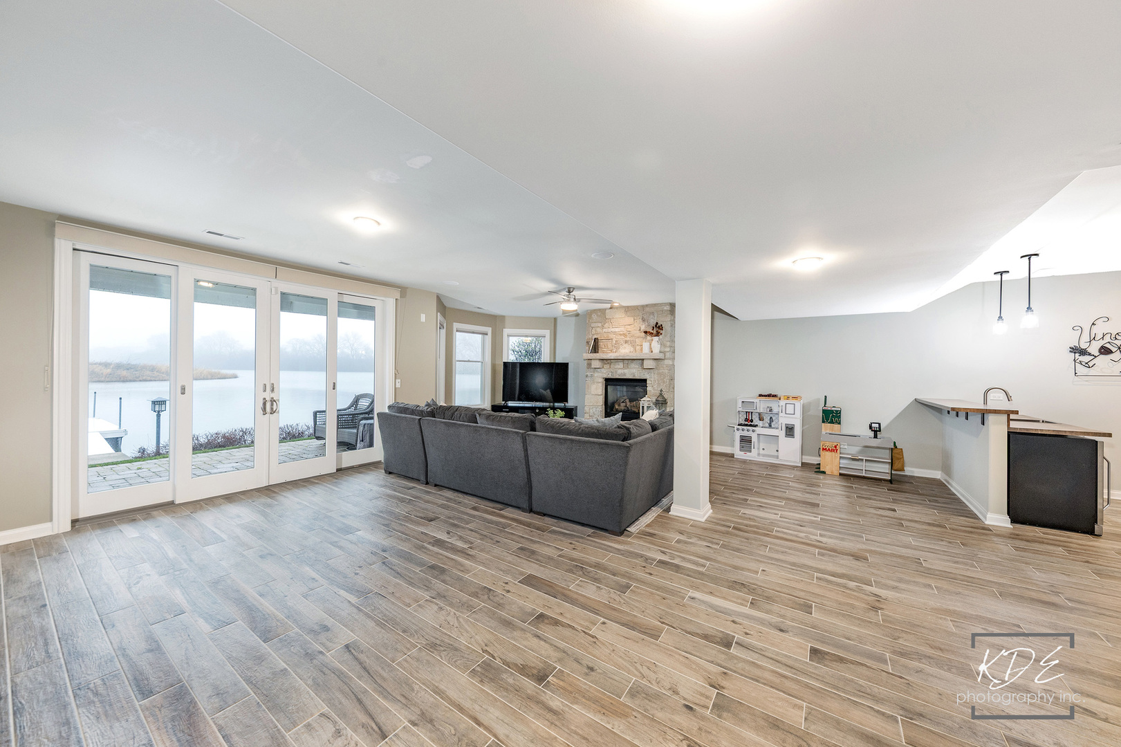 22526 W Lake Mary Drive, Plainfield, IL 60585