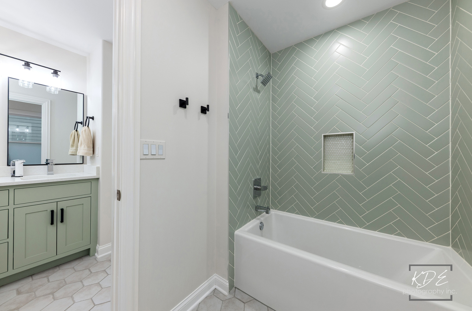 22526 W Lake Mary Drive, Plainfield, IL 60585