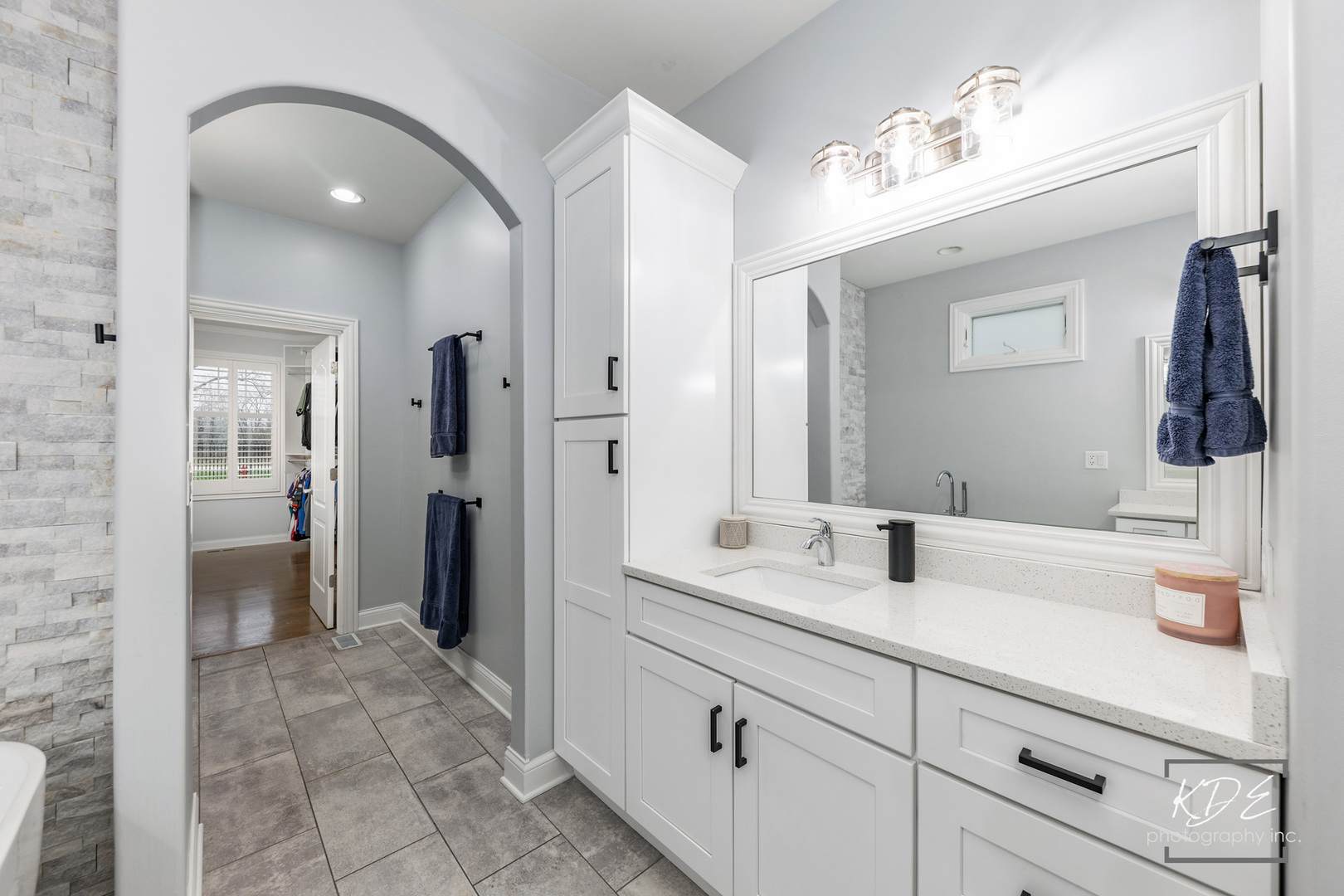 22526 W Lake Mary Drive, Plainfield, IL 60585