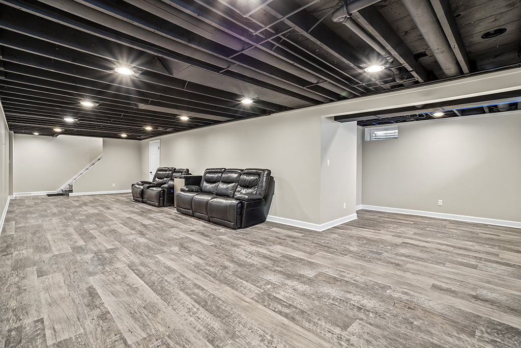 17528 Woodbrook Lane, Lockport, IL 60441