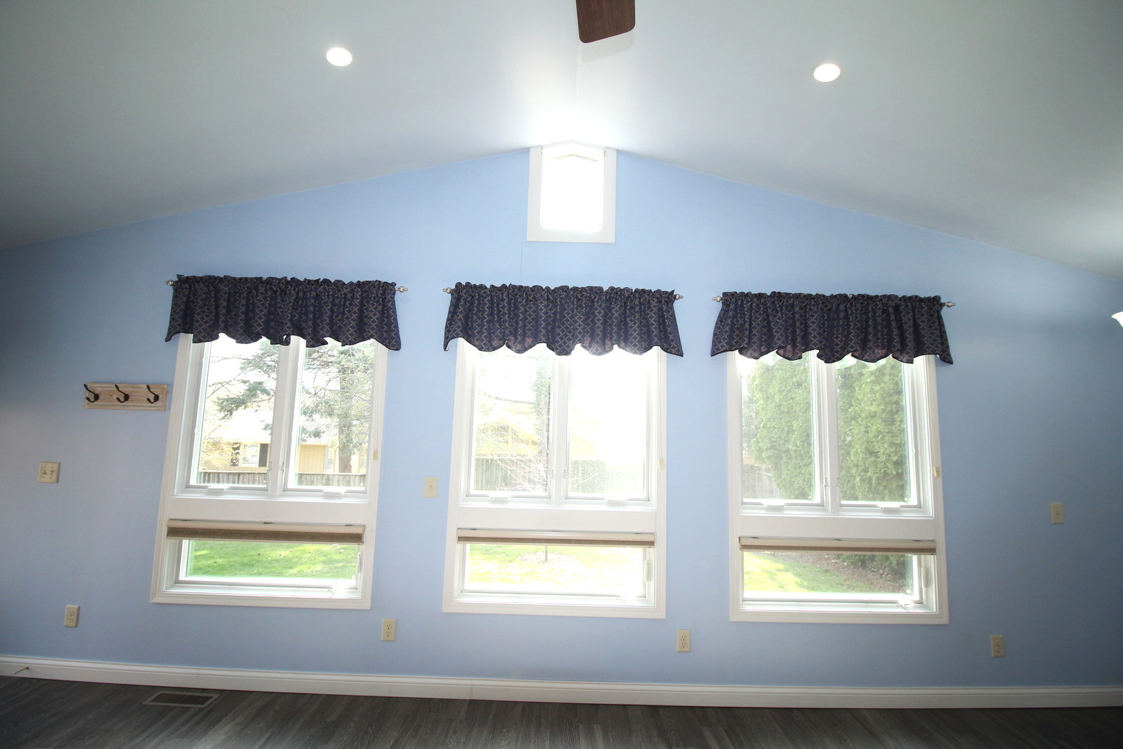 221 Mays Drive, Bloomington, IL 61701