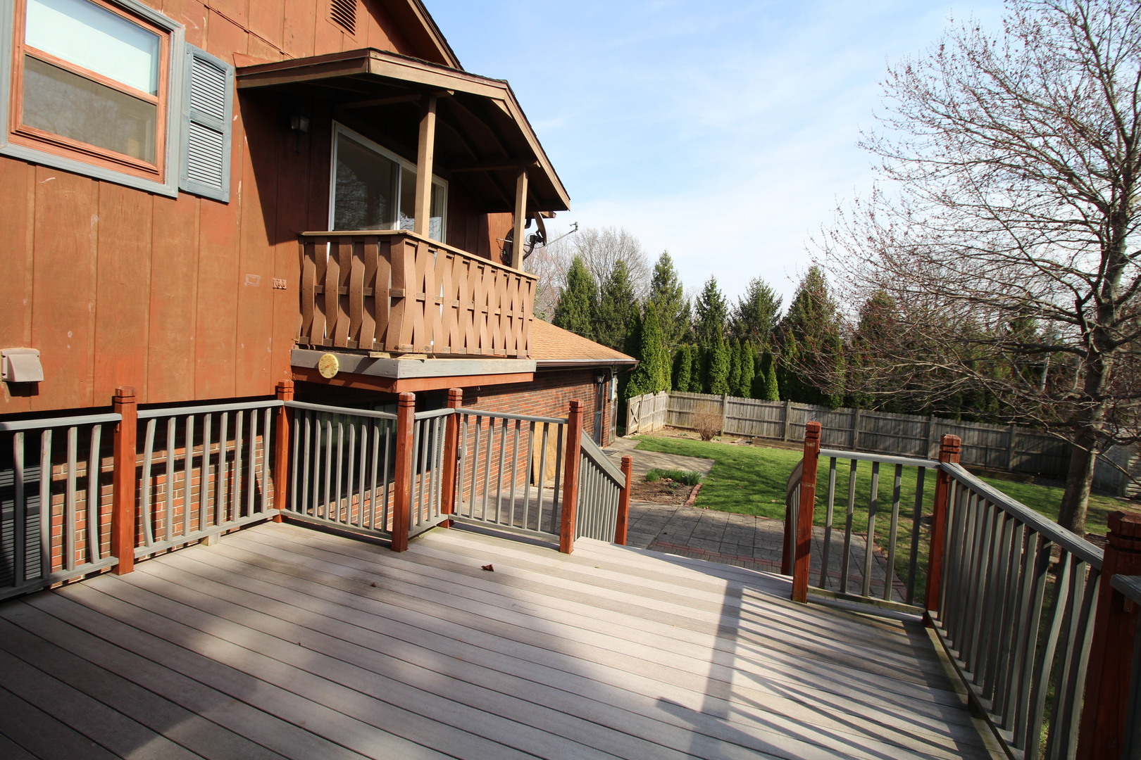 221 Mays Drive, Bloomington, IL 61701