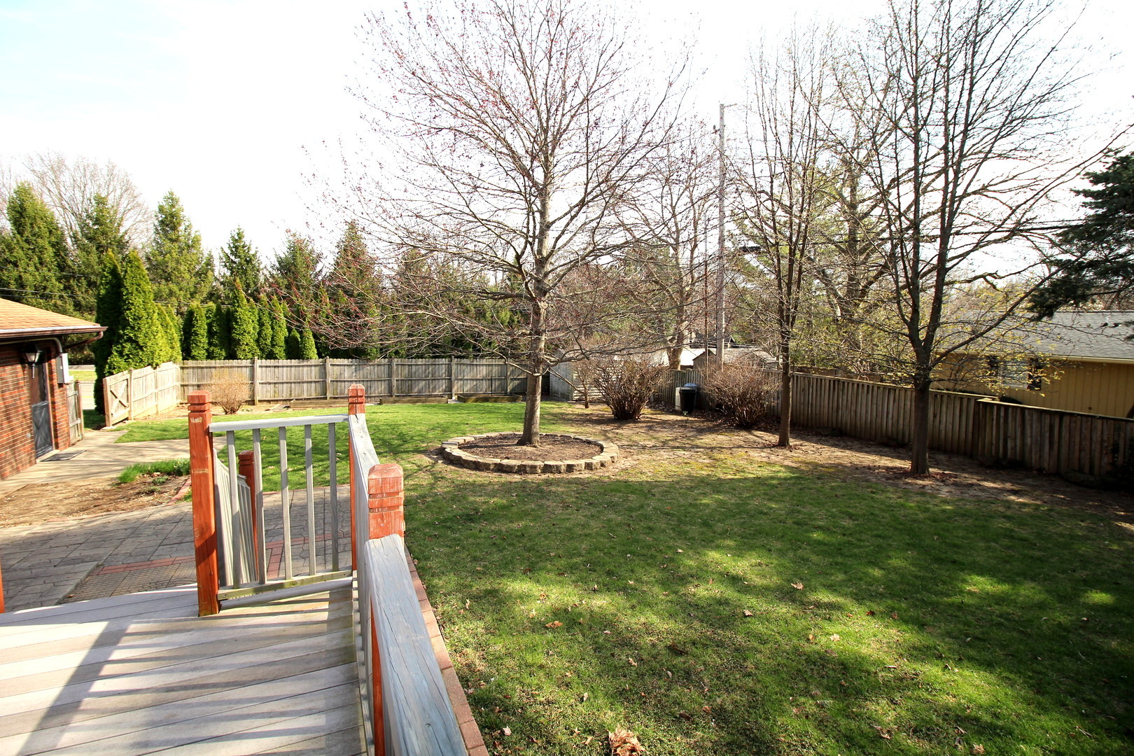 221 Mays Drive, Bloomington, IL 61701