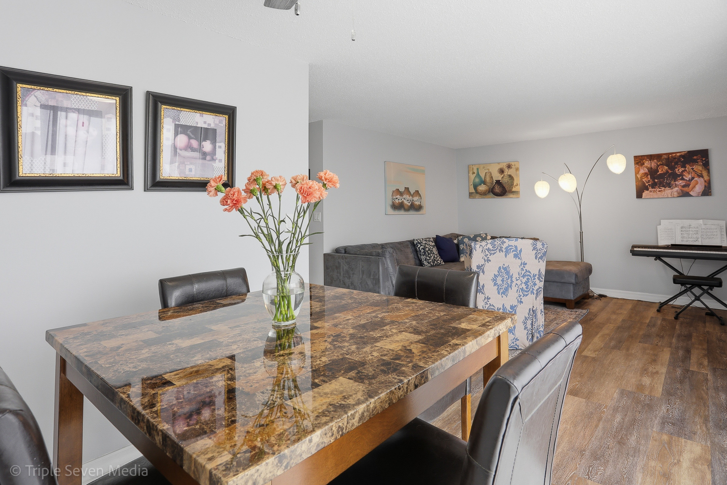 1043 S York Road #402, Bensenville, IL 60106