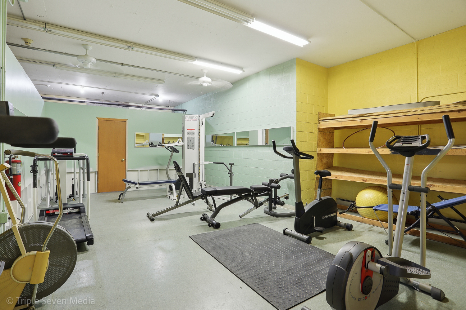 1043 S York Road #402, Bensenville, IL 60106