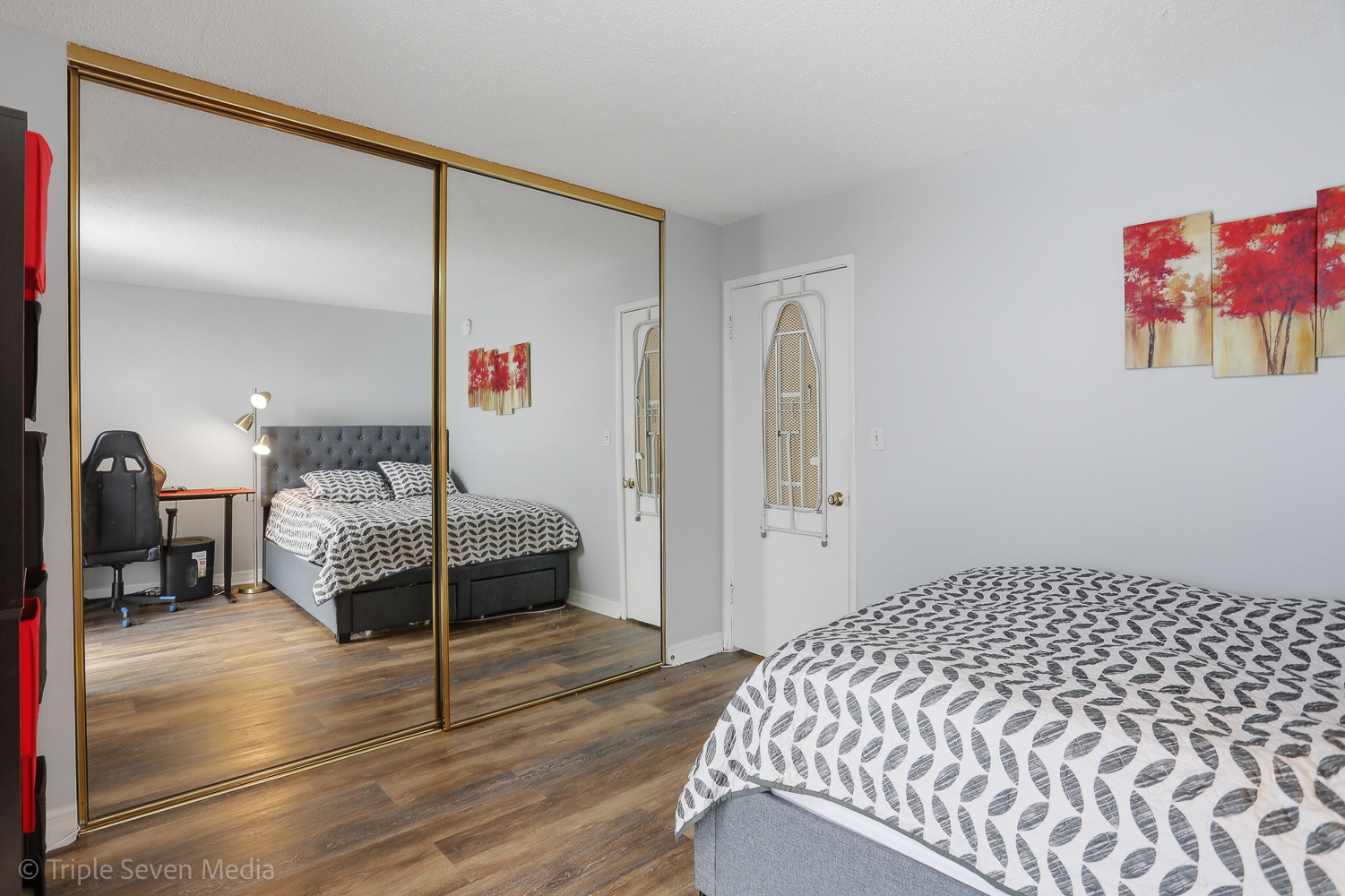 1043 S York Road #402, Bensenville, IL 60106