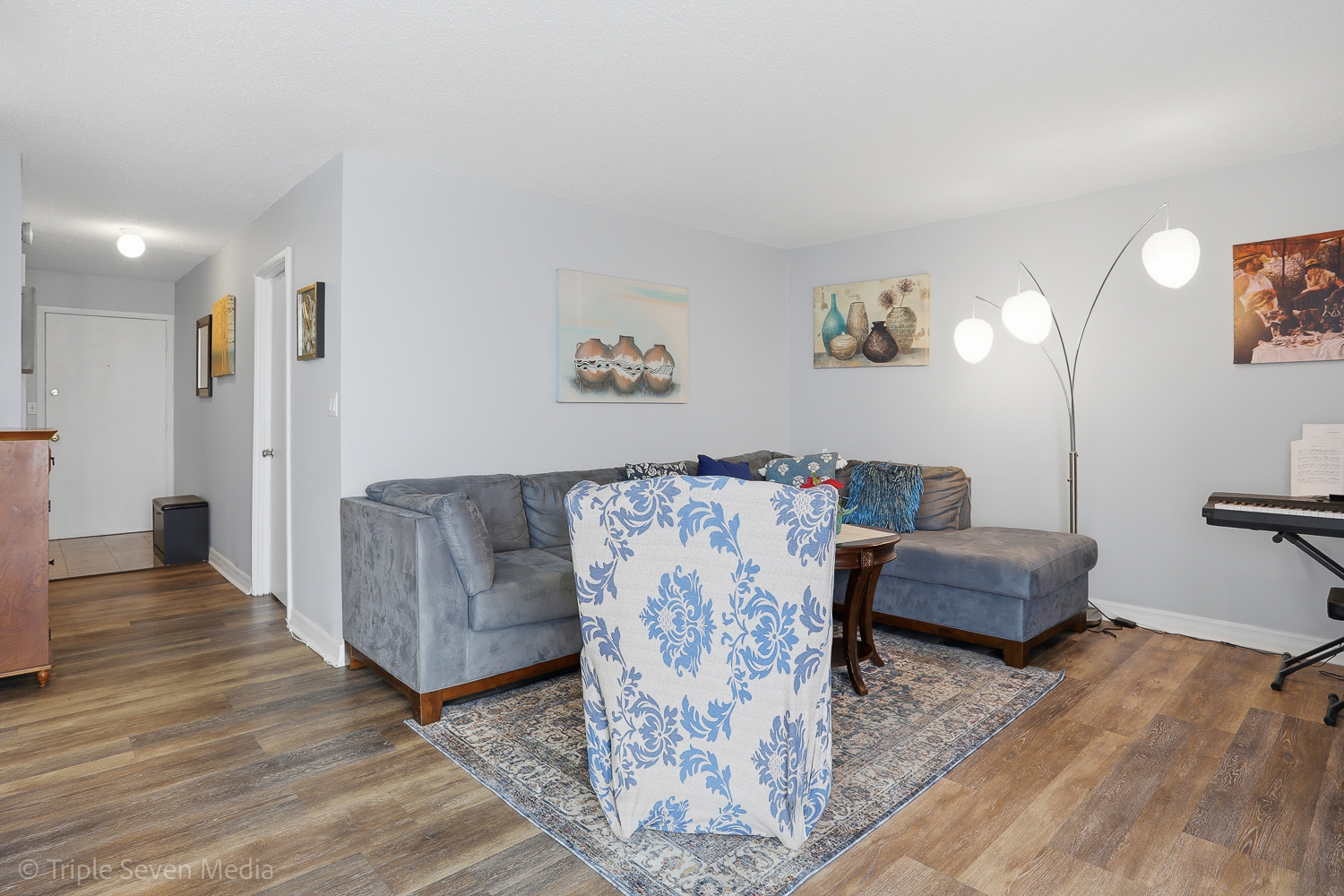 1043 S York Road #402, Bensenville, IL 60106