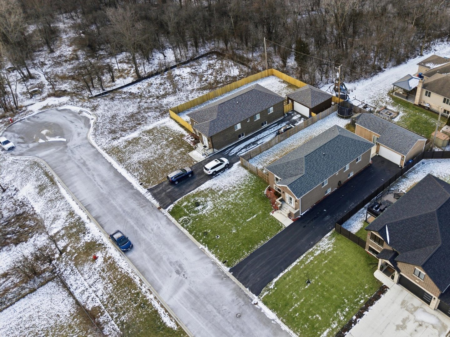 8566 S 83rd Avenue, Hickory Hills, IL 60457