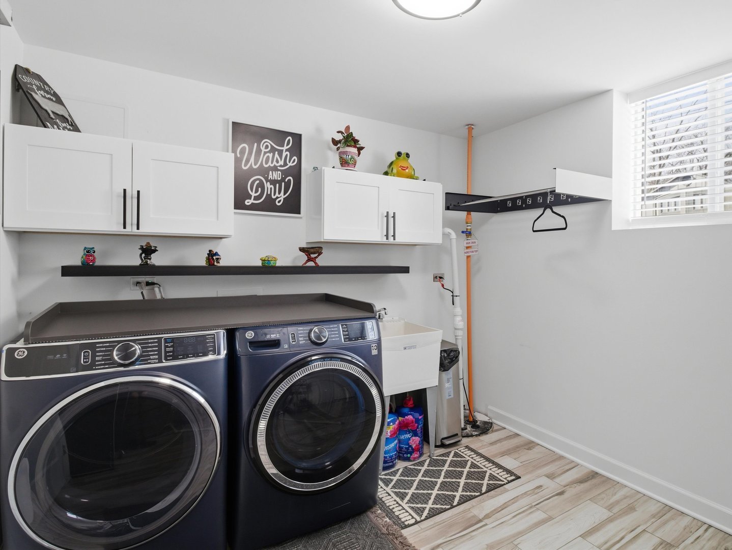 8566 S 83rd Avenue, Hickory Hills, IL 60457