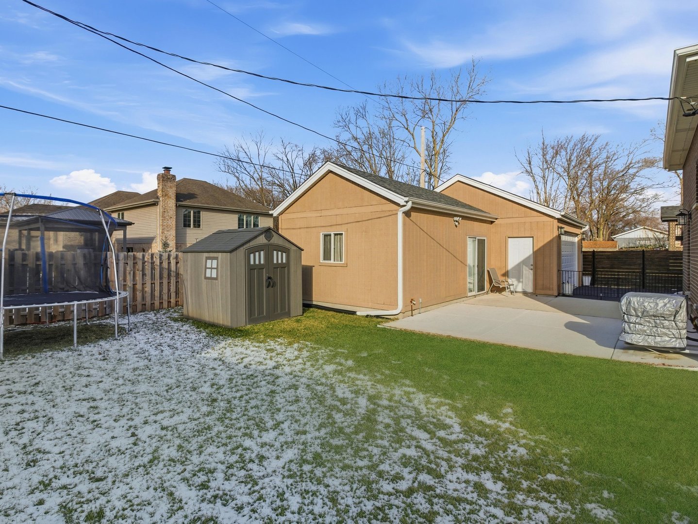 8566 S 83rd Avenue, Hickory Hills, IL 60457