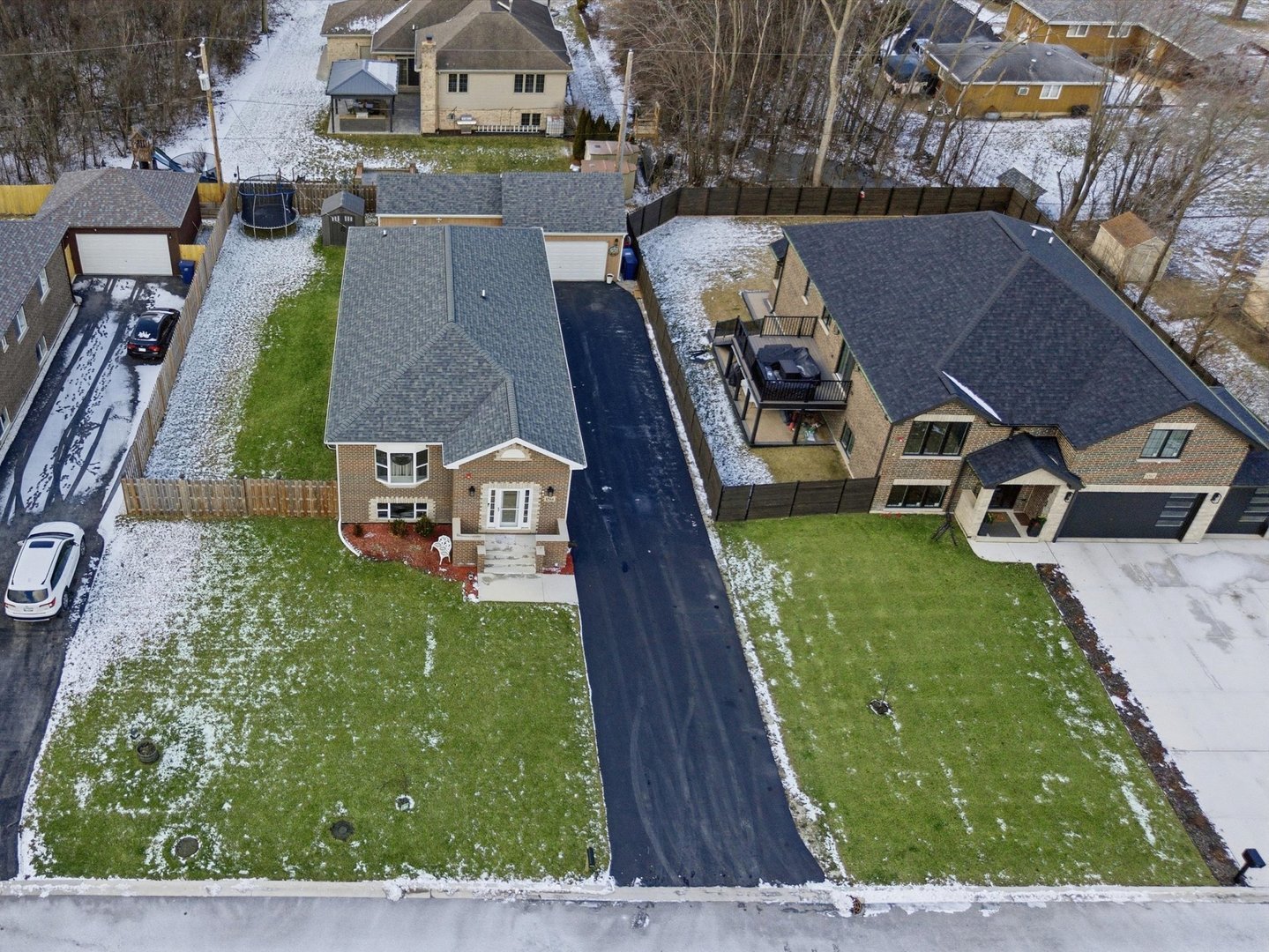 8566 S 83rd Avenue, Hickory Hills, IL 60457