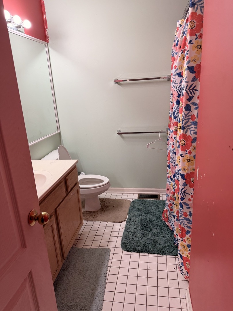 4791 Amber Circle, Hoffman Estates, IL 60192