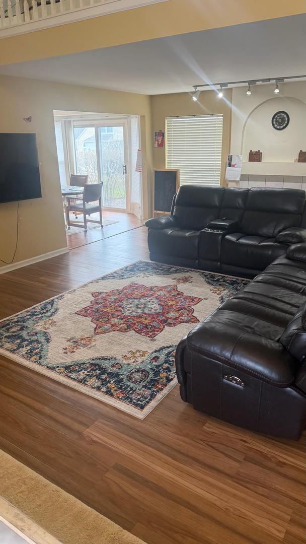 4791 Amber Circle, Hoffman Estates, IL 60192