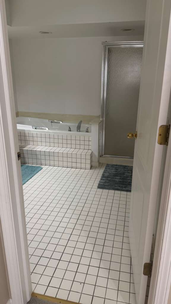 4791 Amber Circle, Hoffman Estates, IL 60192