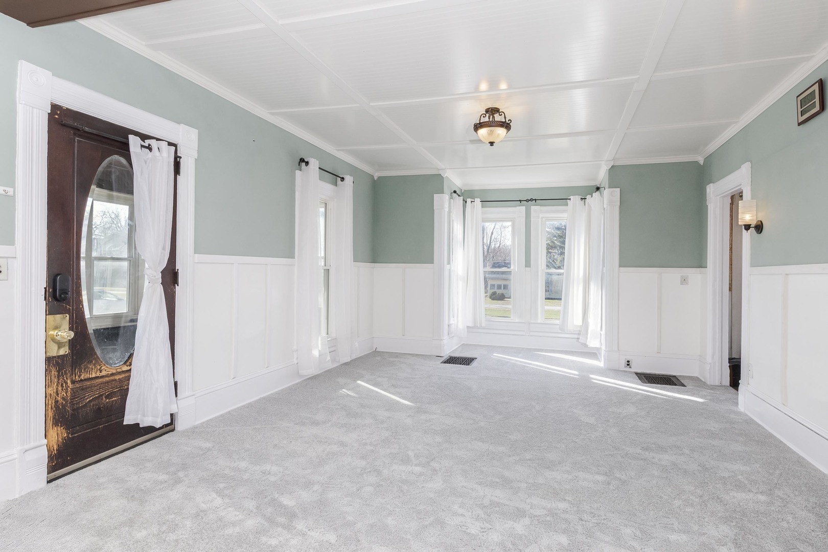 26 Lafayette Street, Saunemin, IL 61769