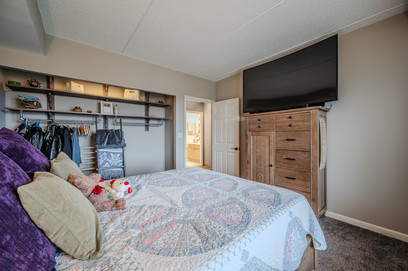 12900 W Heiden Circle #4204, Lake Bluff, IL 60044