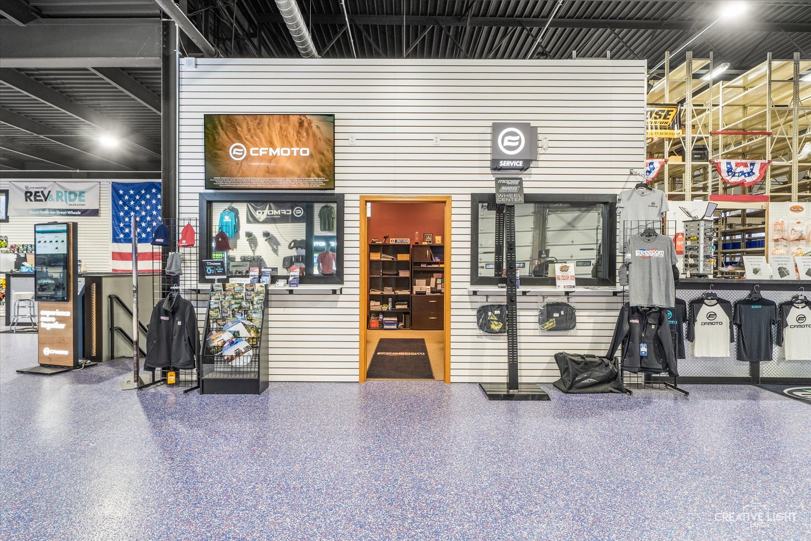 1204 S Galena Avenue, Dixon, IL 61021