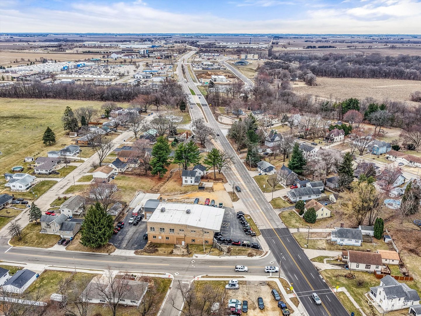 1204 S Galena Avenue, Dixon, IL 61021