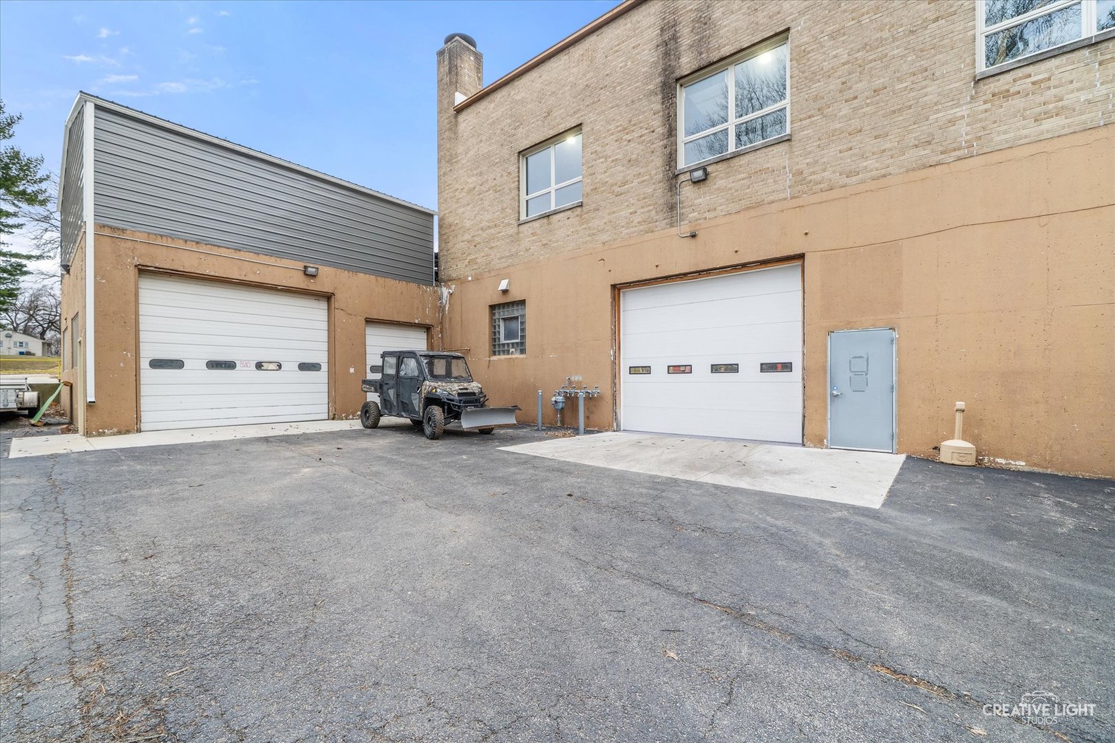 1204 S Galena Avenue, Dixon, IL 61021