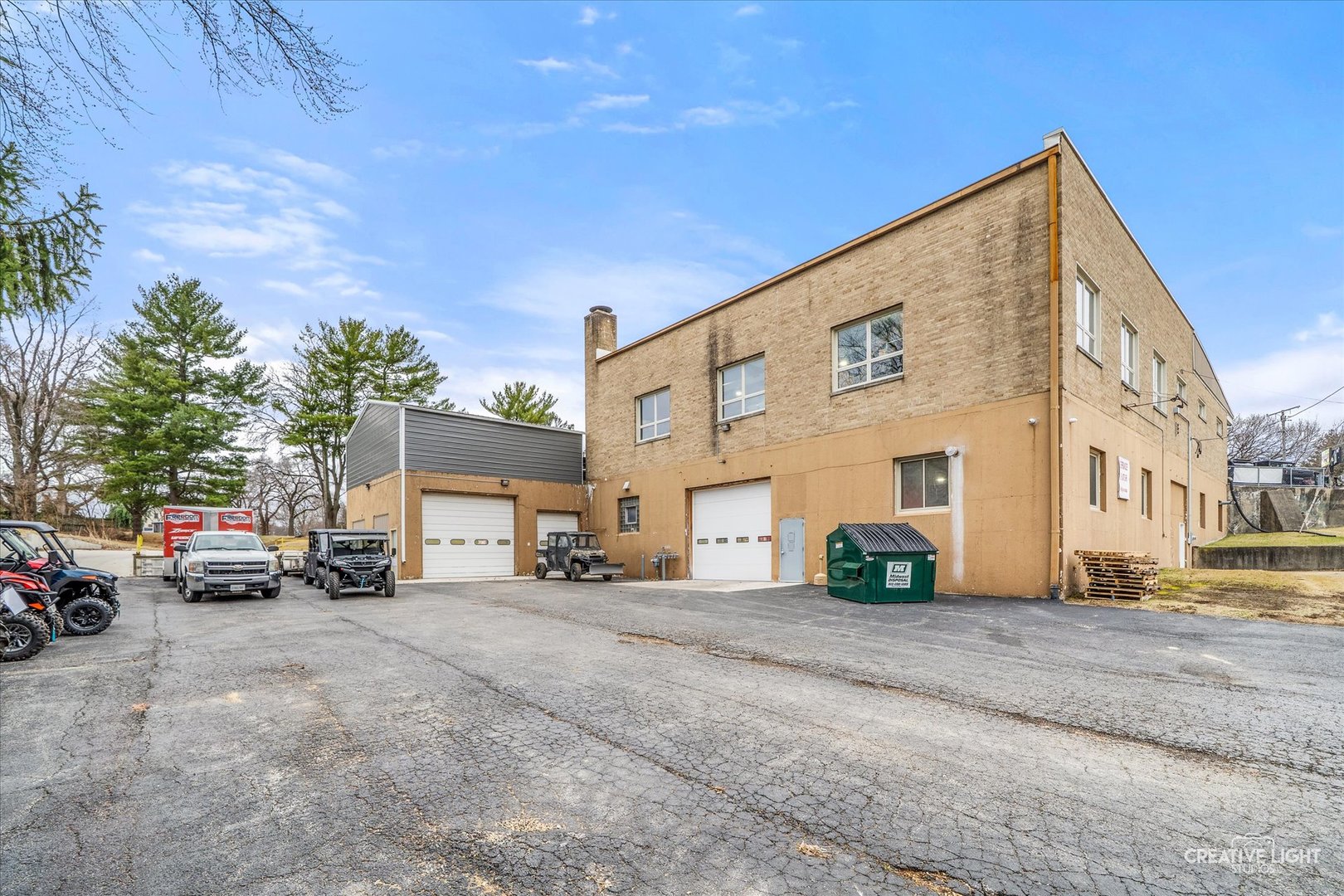 1204 S Galena Avenue, Dixon, IL 61021