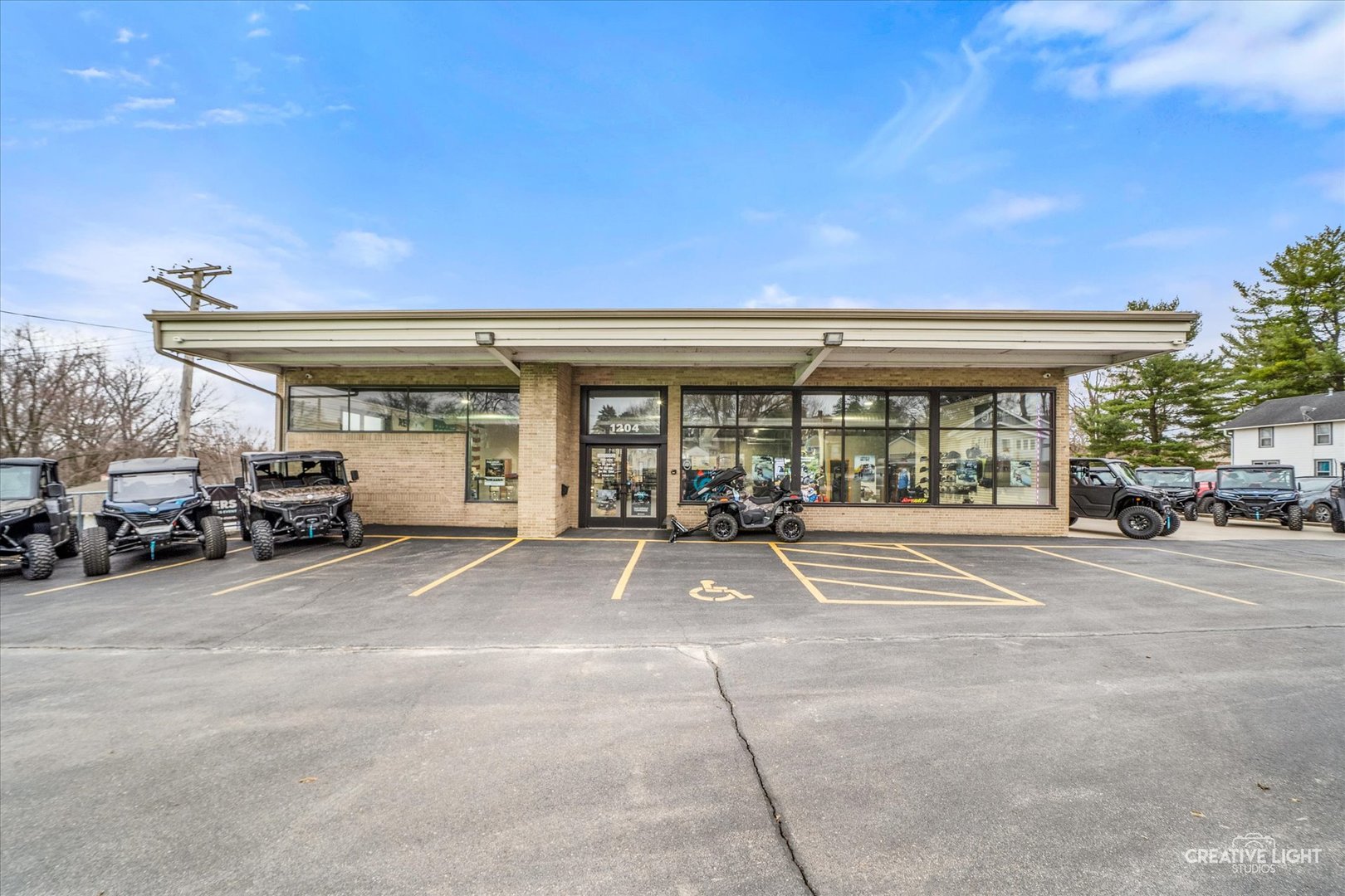 1204 S Galena Avenue, Dixon, IL 61021