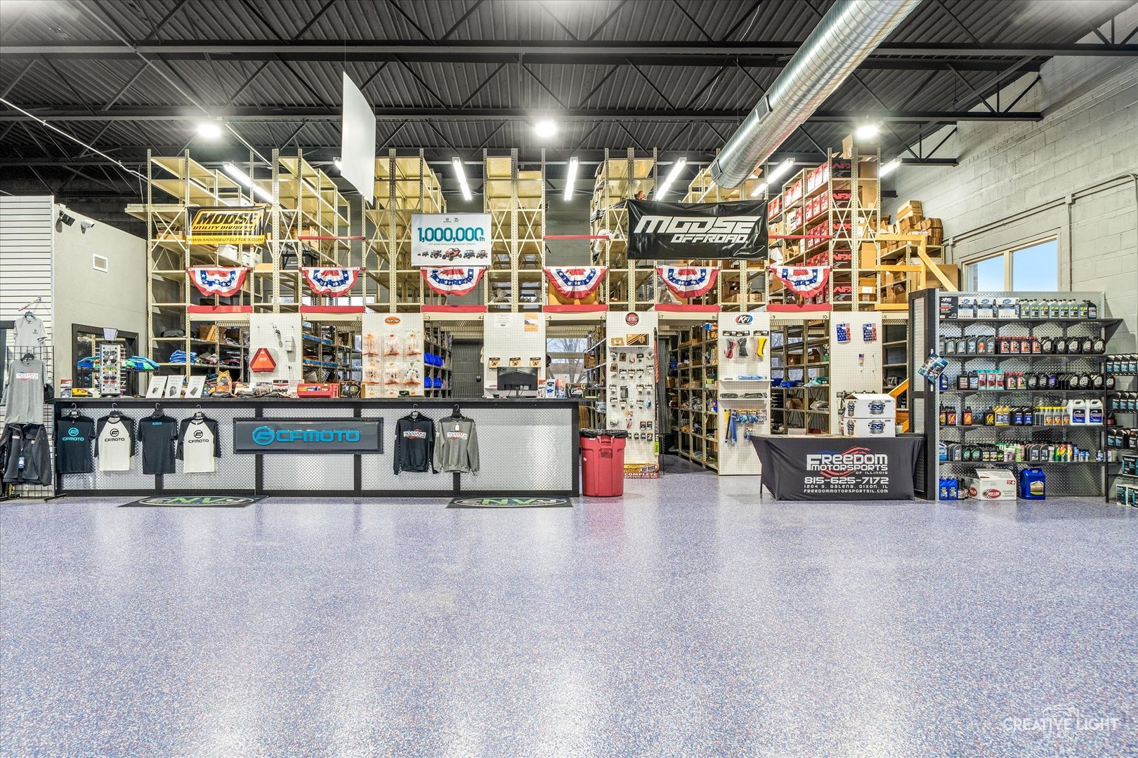 1204 S Galena Avenue, Dixon, IL 61021