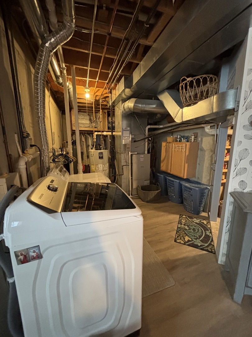 2S590 Seraph Holmes Court, Warrenville, IL 60555