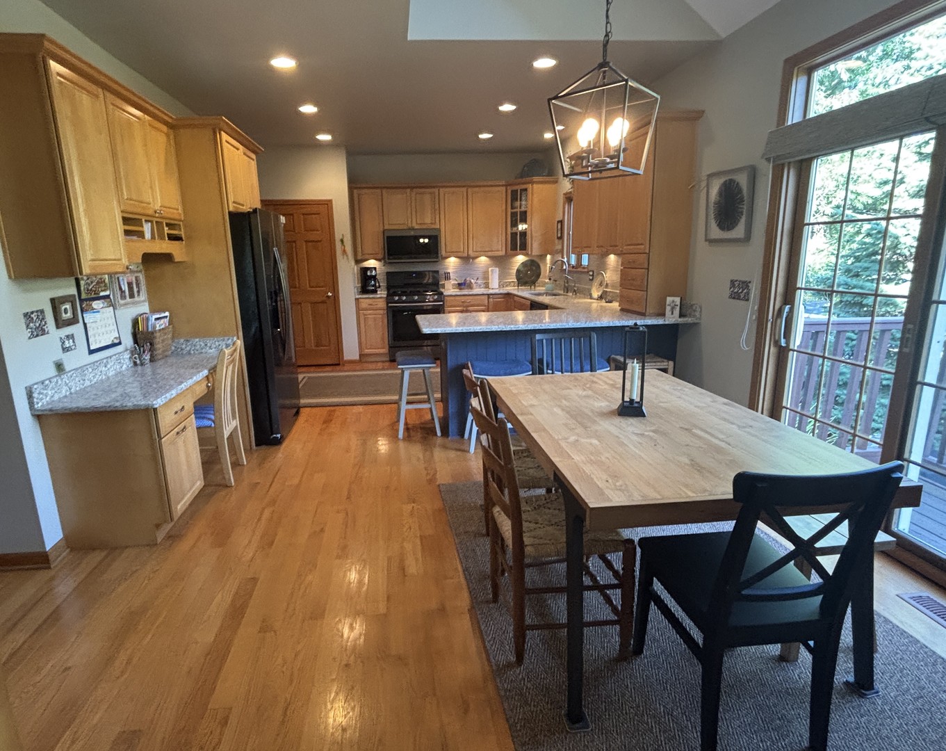 2S590 Seraph Holmes Court, Warrenville, IL 60555