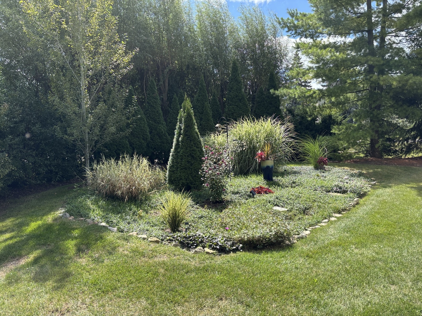 2S590 Seraph Holmes Court, Warrenville, IL 60555