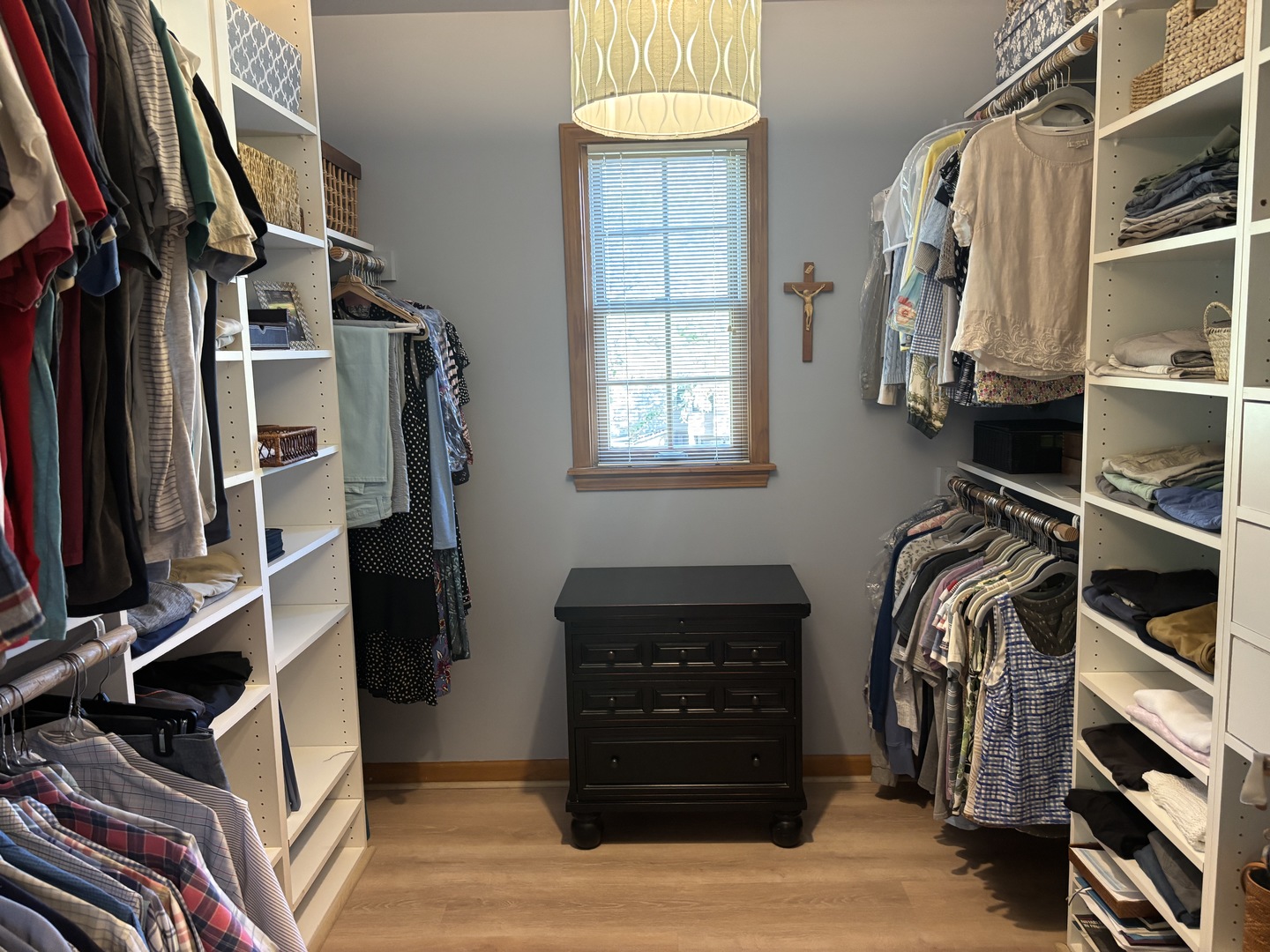 2S590 Seraph Holmes Court, Warrenville, IL 60555